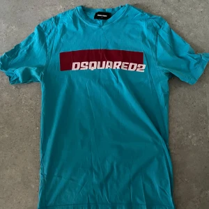 Dsquared2 t shirt  - Go t shirt från Dsquared2, nypris 2500 kr