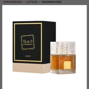 Khamrah EDP från Lattafa - Khamrah EDP från Lattafa kommer i en elegant glasflaska med ett unikt mönster och en gyllene etikett. Förpackningen är stilren i svart med guldiga detaljer. En doft som utstrålar lyx och elegans. Aldrig använd