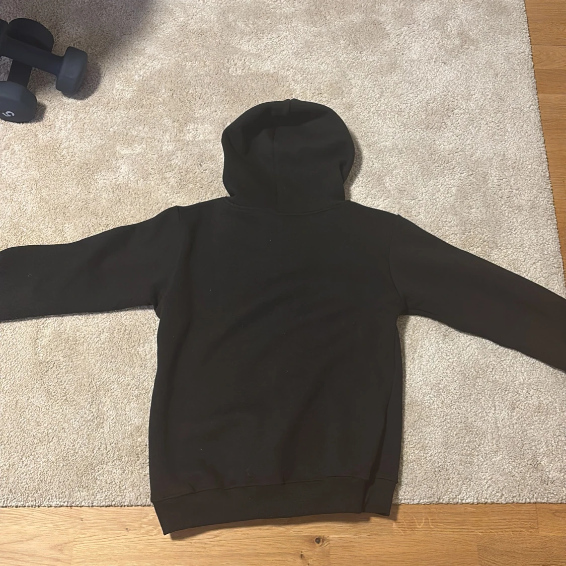 Svart aim for the moon zip hoodie - 1