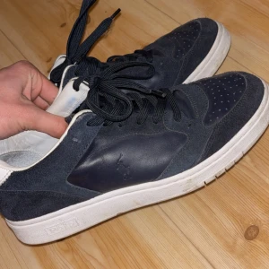 Ralph lauren skor - Snygga Ralph lauren skor. Knappt använda. Nypris 2000, mitt pris 500