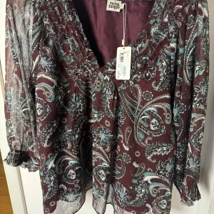 Twist and Tango blus stl 34 - Aldrig använd 