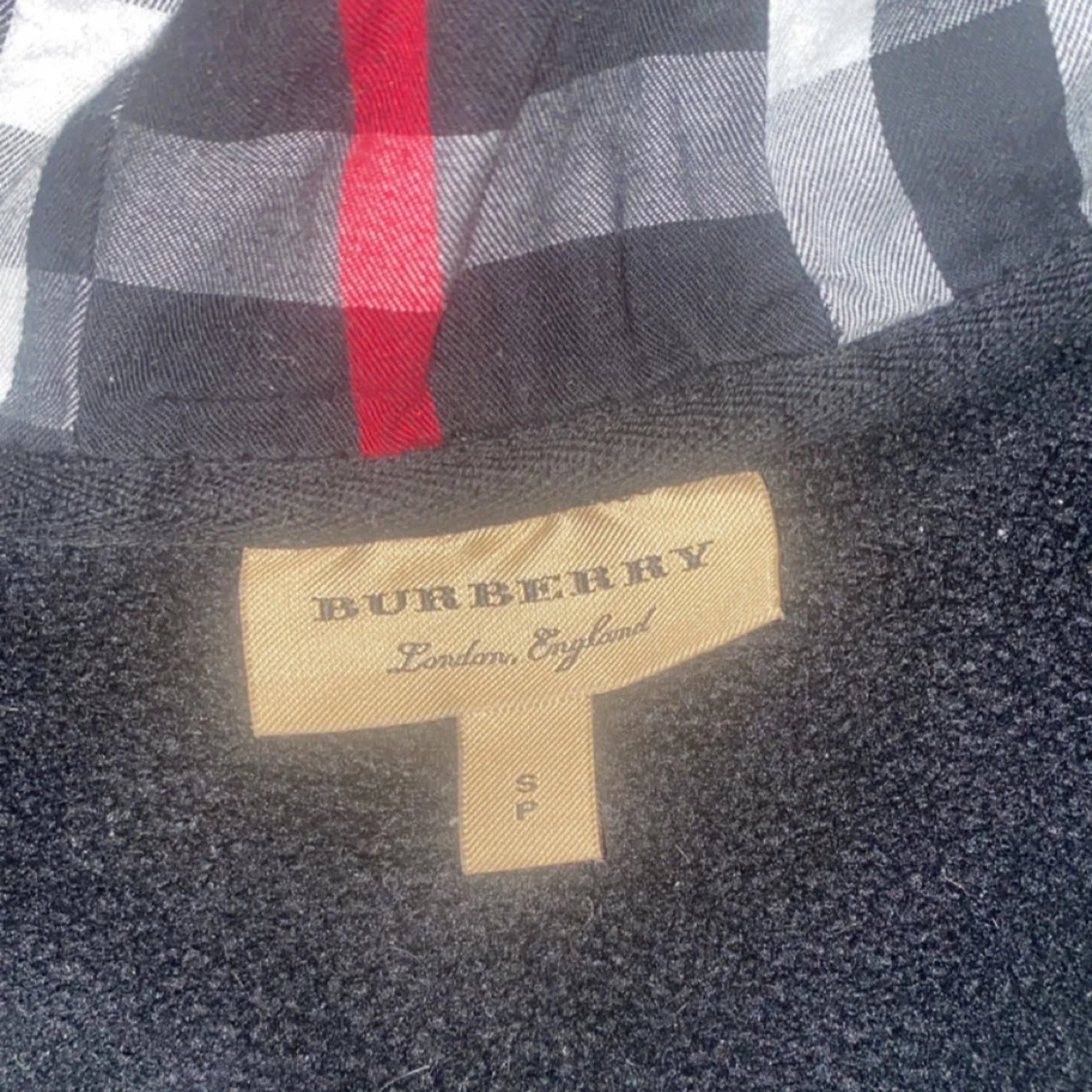 Svart hoodie från Burberry - 1