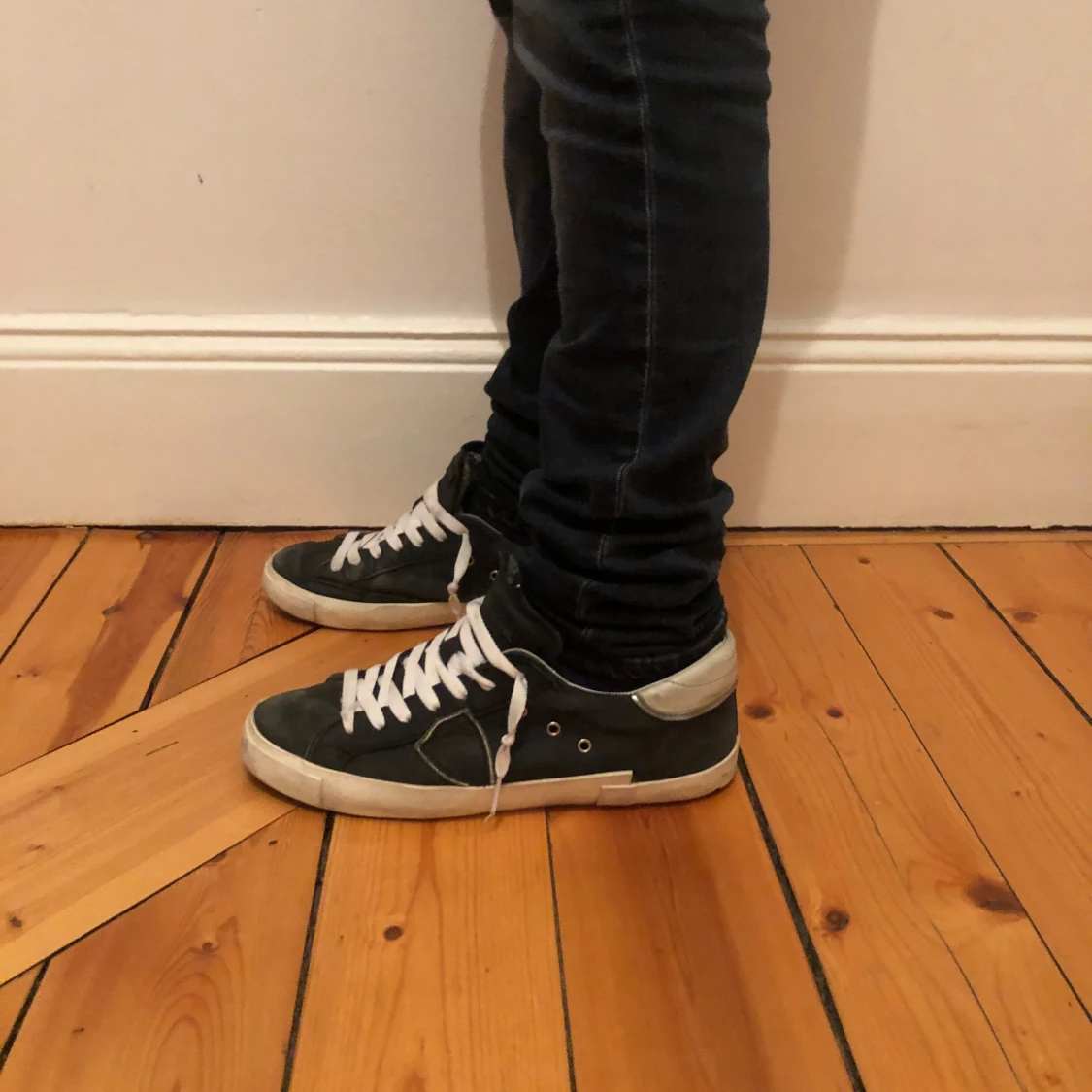 Svarta Phillipe Models