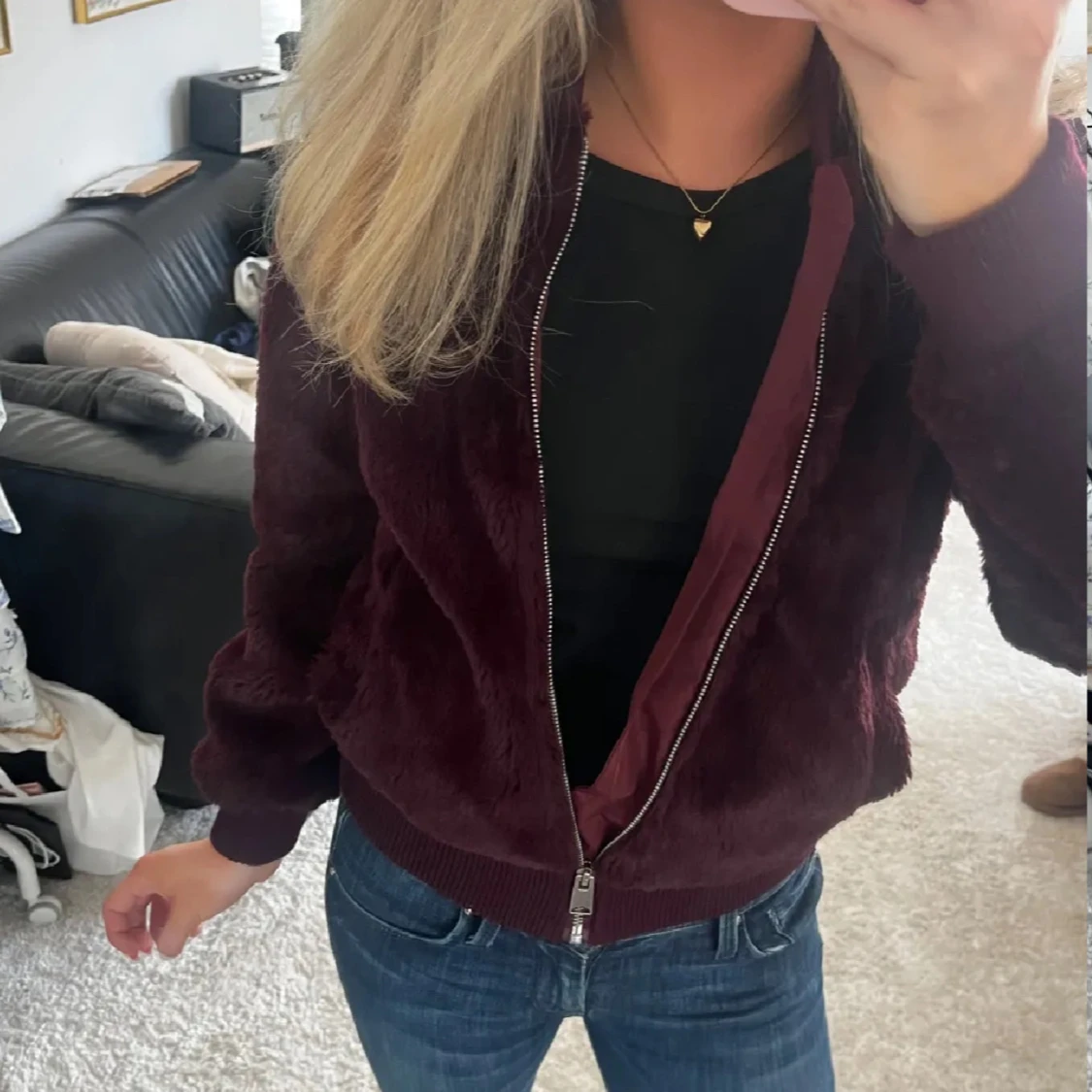 Vinröd pälsjacka  - 90
