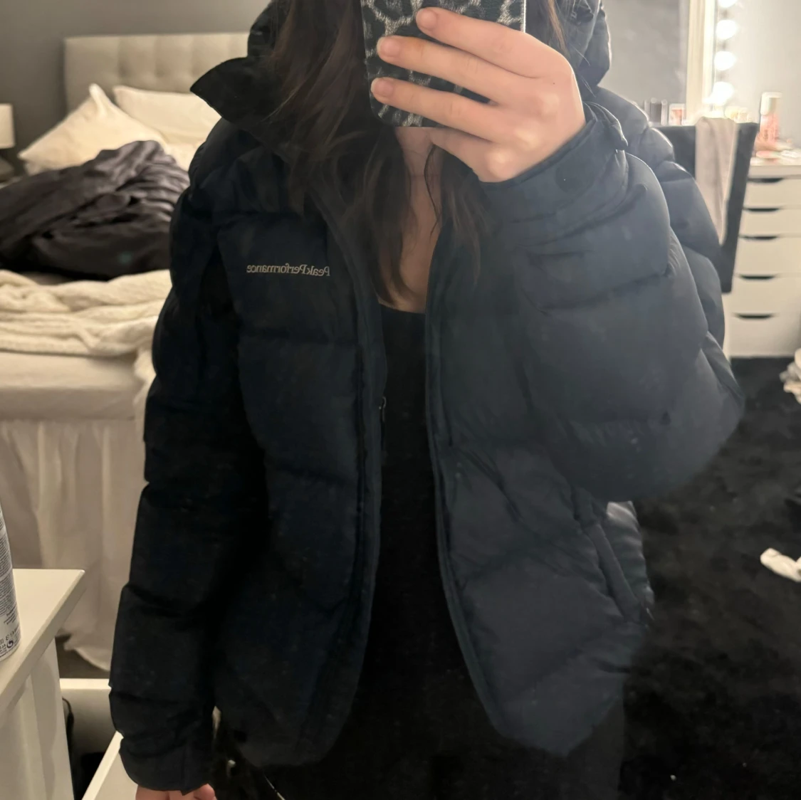 Mörkblå dunjacka från Peak Performance - 90