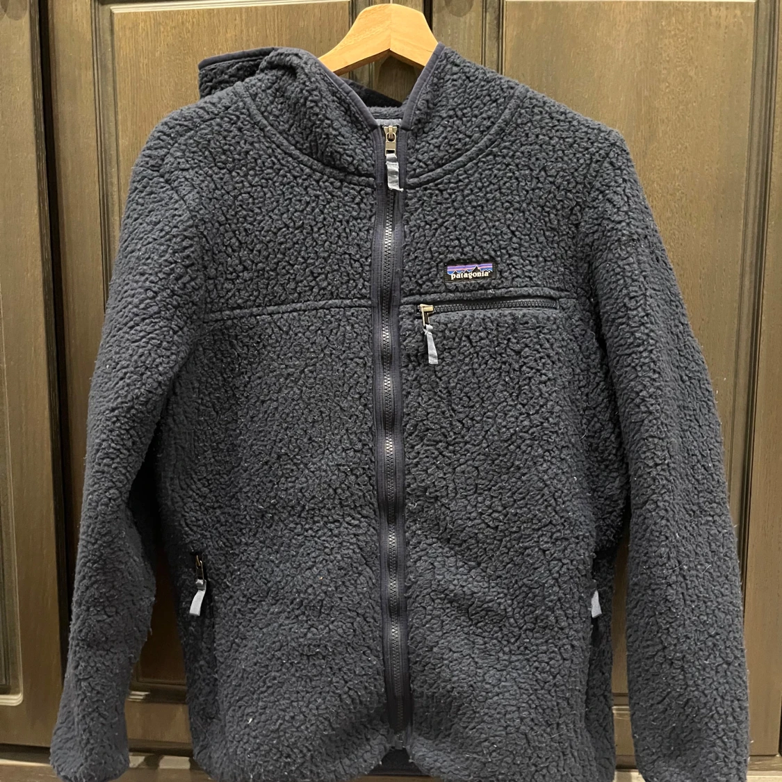 Mörkblå fleecejacka från Patagonia