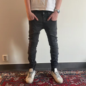 Replay Anbass - Ett par replay anbass | storlek 29W/32L | Fast pris | Slim fit 