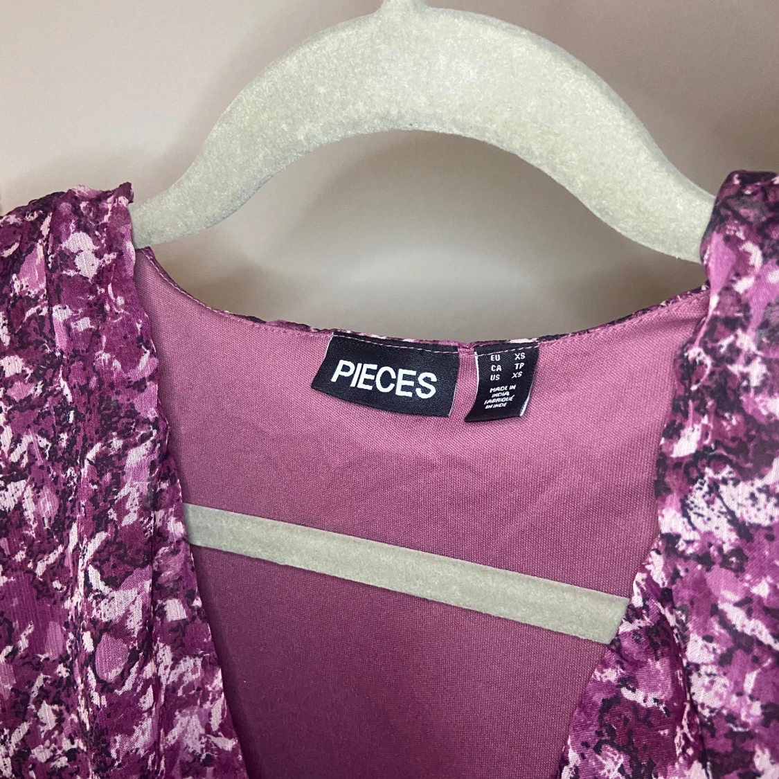 Mönstrad topp från Pieces