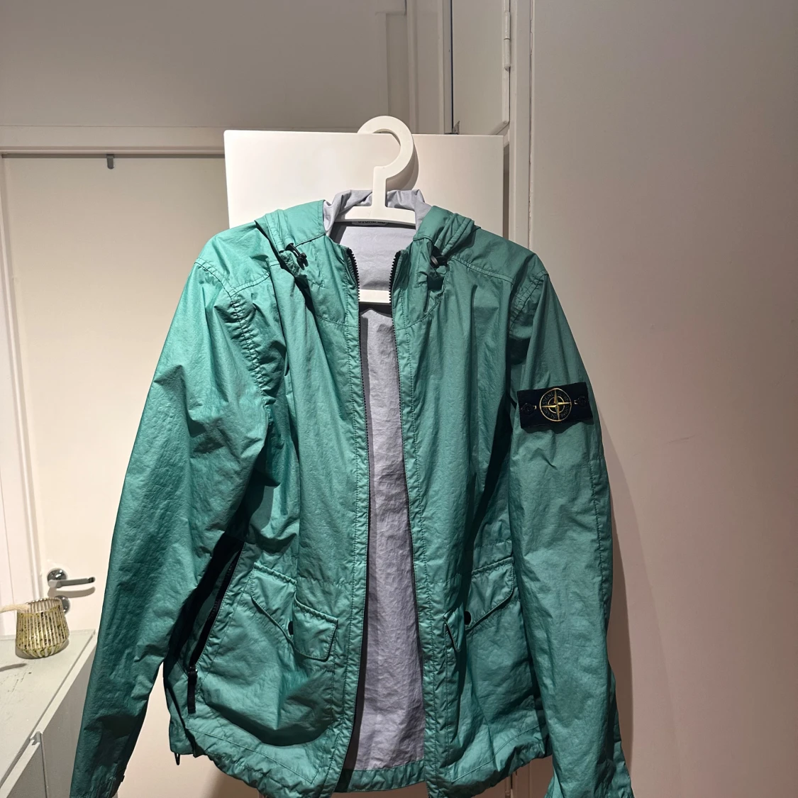 Grön vindjacka från Stone Island