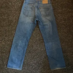 Ett par feta Tiger of Sweden jeans i storlek W29 L30 i regular fit. Skick: 8/10. Hör av er vid intresse 🐯 