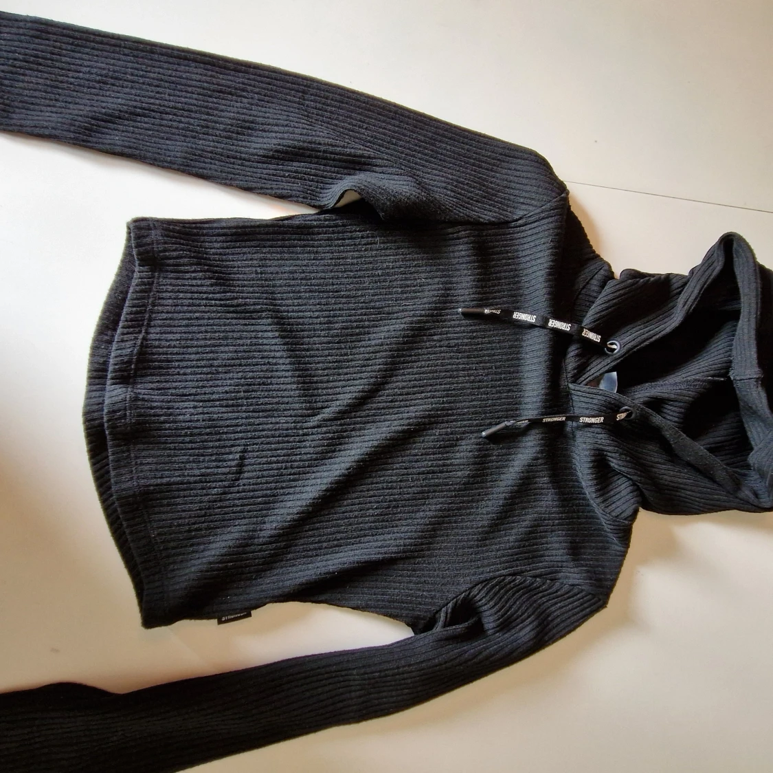 Långärmad träningströja från Stronger 