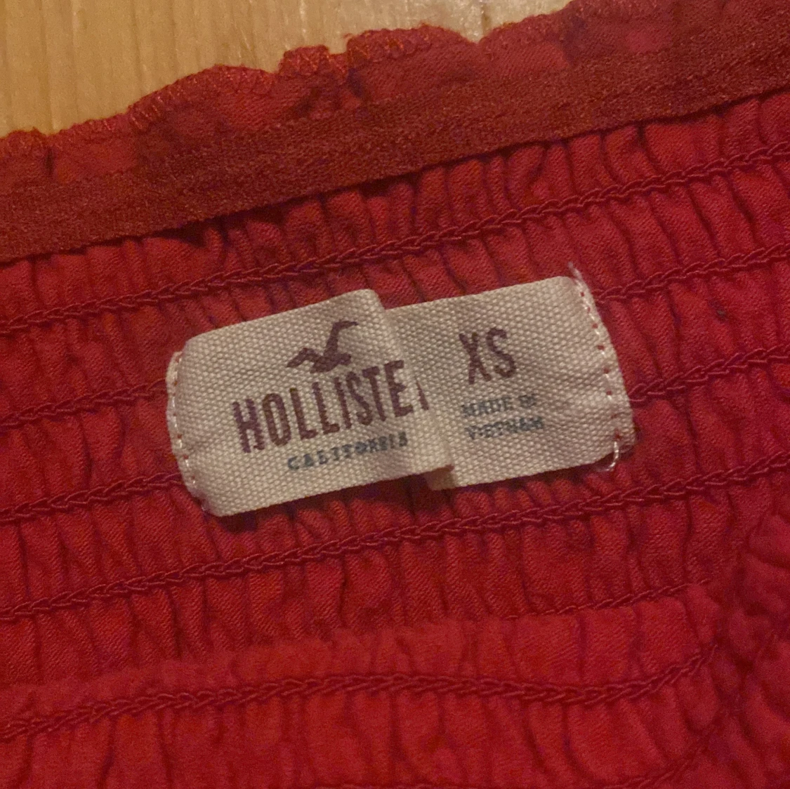 röd hollister tröja - 90
