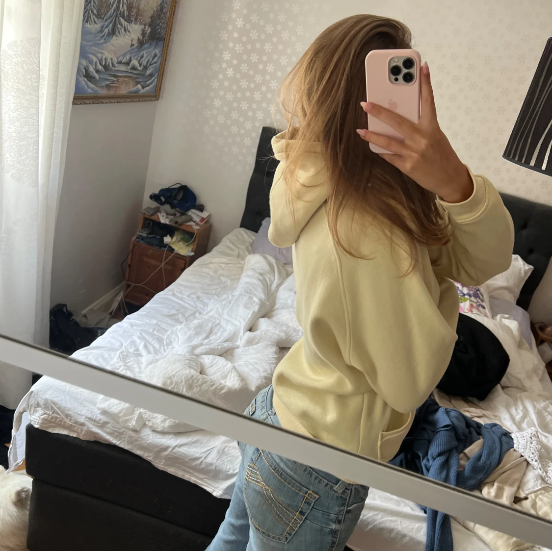 Ljusgul hoodie  - 91