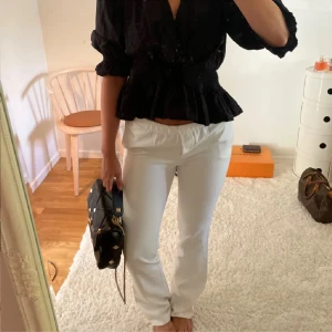 Designbysi kostymbyxor  - Jätte fina kostymbyxor från desginbysi, helt nya ❣️❣️strl 34/36