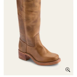 Äkta klassiska Frye Campus boots - I nyskick. I stort sett oanvända!  Äkta läder.  Fryes typiska ikon - Campus 14L. 