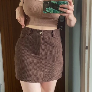 Kjol - Superfin manchesterkjol men använder ej! Midja ca 76 cm