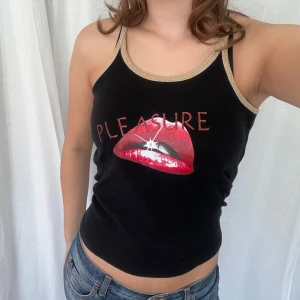 Unikt linne - Svart linne med motiv 🖤💞