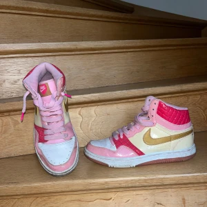 Nike sneakers - Nike sneakers 🩷 storlek 39