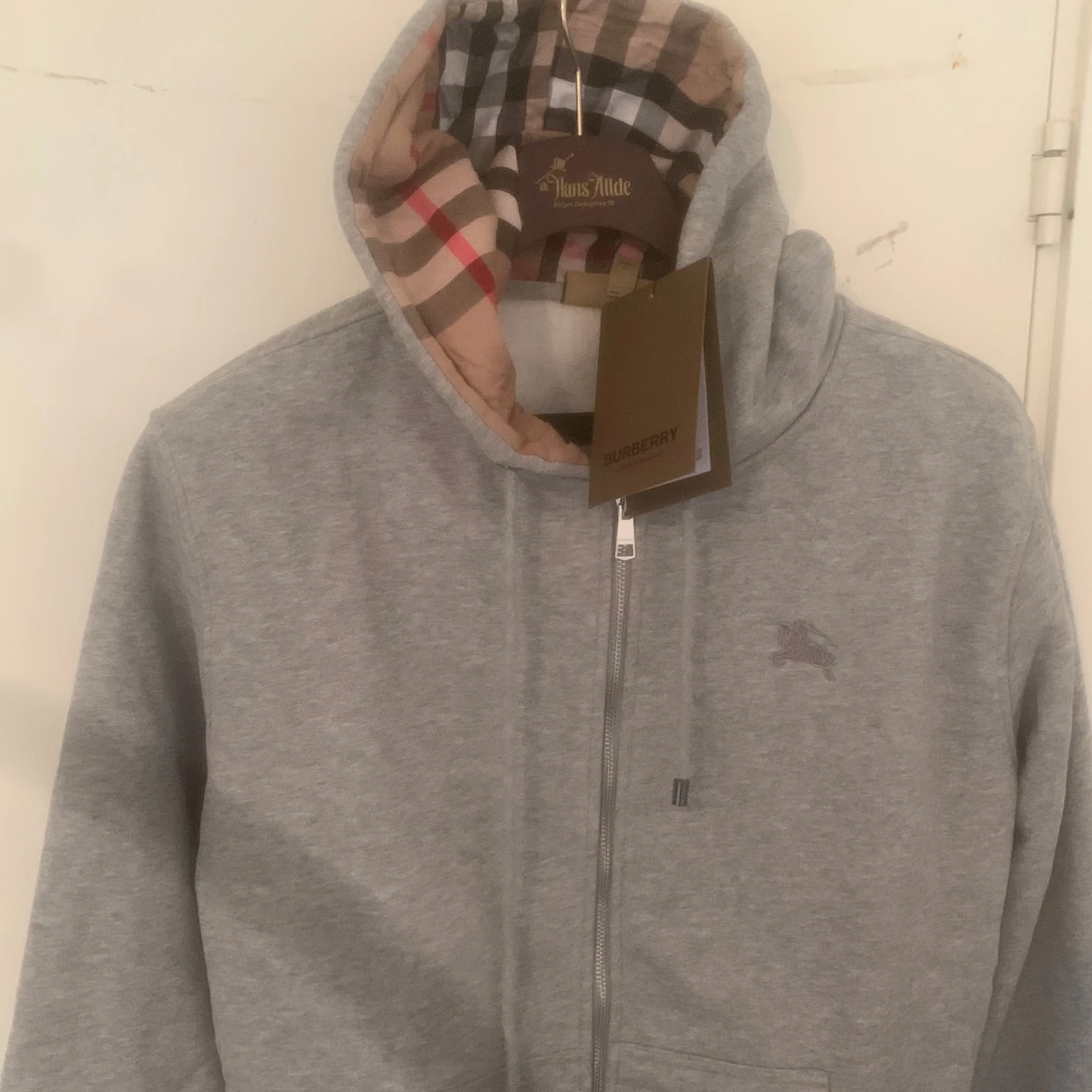 Grå hoodie från Burberry - 91