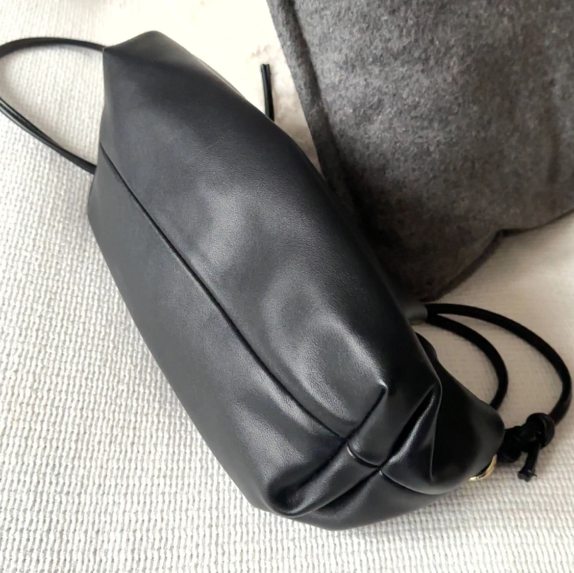 Svart axelväska  - 2