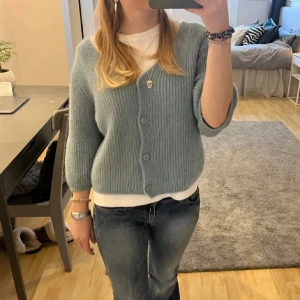 Na-kd kofta - Jätte fin kofta ifrån nakd som aldrig kommer till användning längre! Skriv för fler bilder ❤️