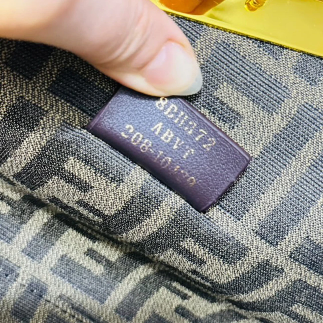 Svart axelväska från Fendi - 90