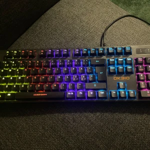 Tangentbord  - Hej säljer tangentbord som jag inte har användning av. Märke DK310  Orginal pris 500 