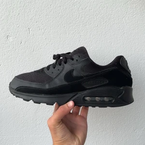 Nike AirMax 90 - Ganska ny