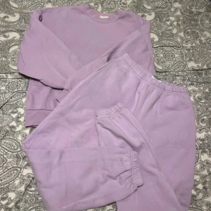 Mjukisset - Använt och lite nopprigt