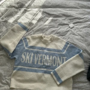 Fluffig tröja  - Använd i en tre-dagars skidresa. 