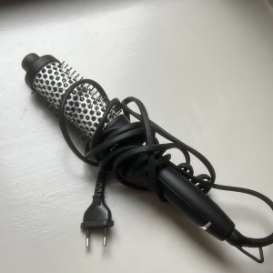 Björn Axén storlek s - Den är jätte bra och håret håller jätte länge 🥰