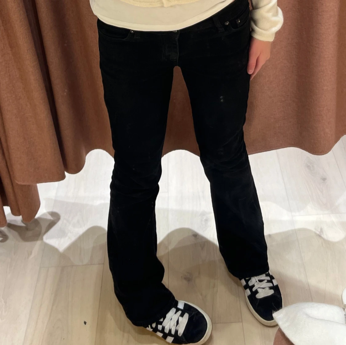 Svarta bootcut jeans - 91