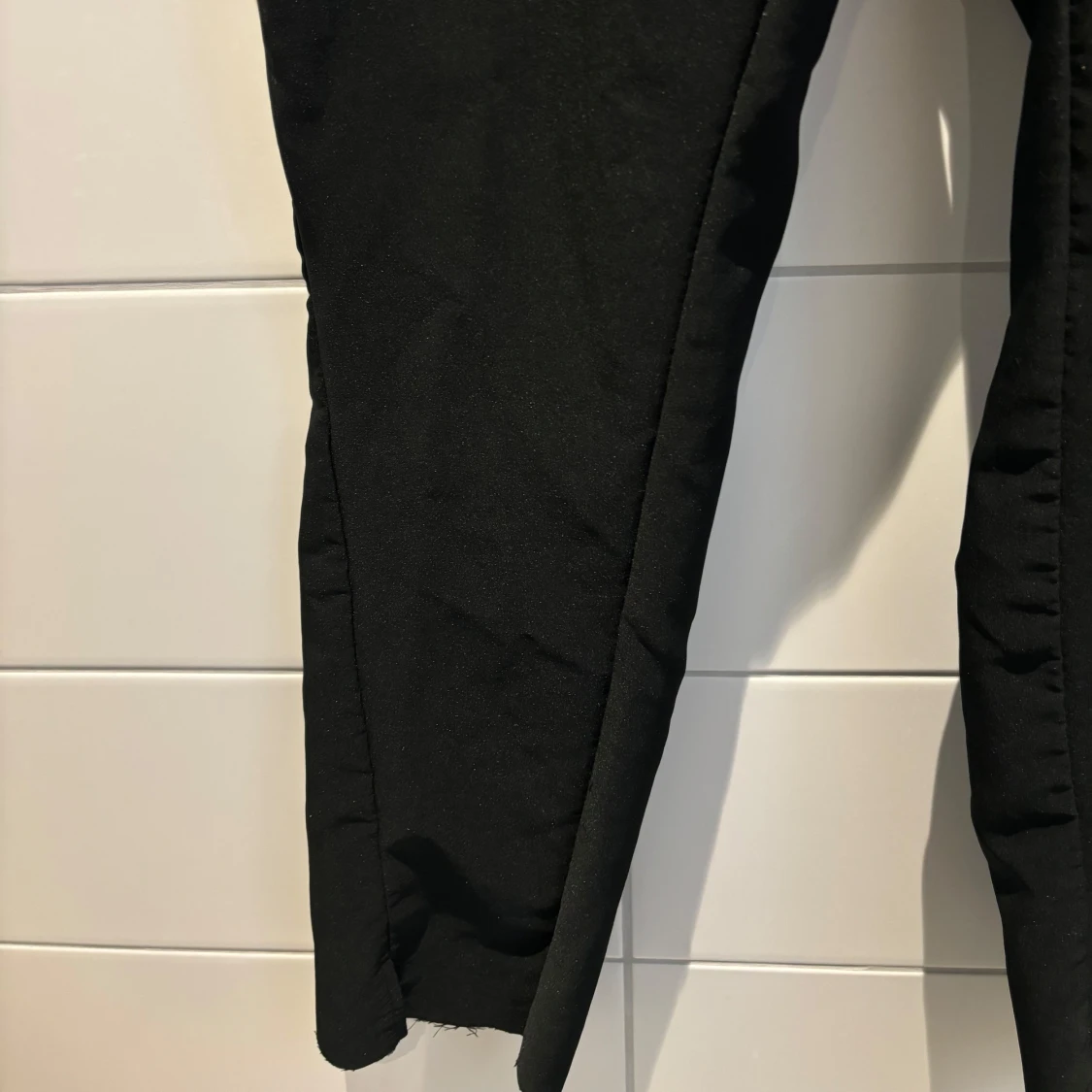 Svarta byxor från NA-KD - 90
