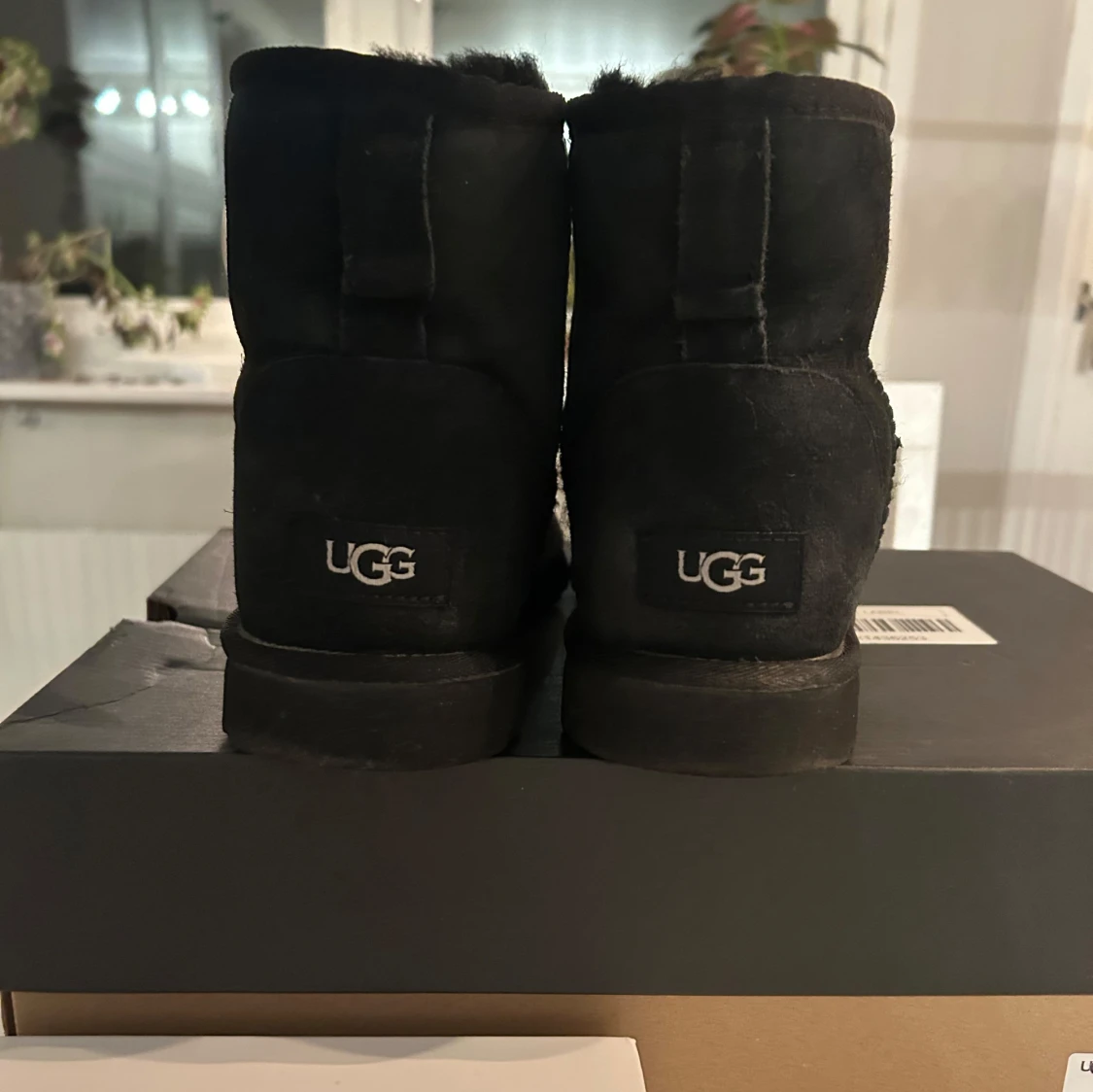 Svarta Uggs  - 90