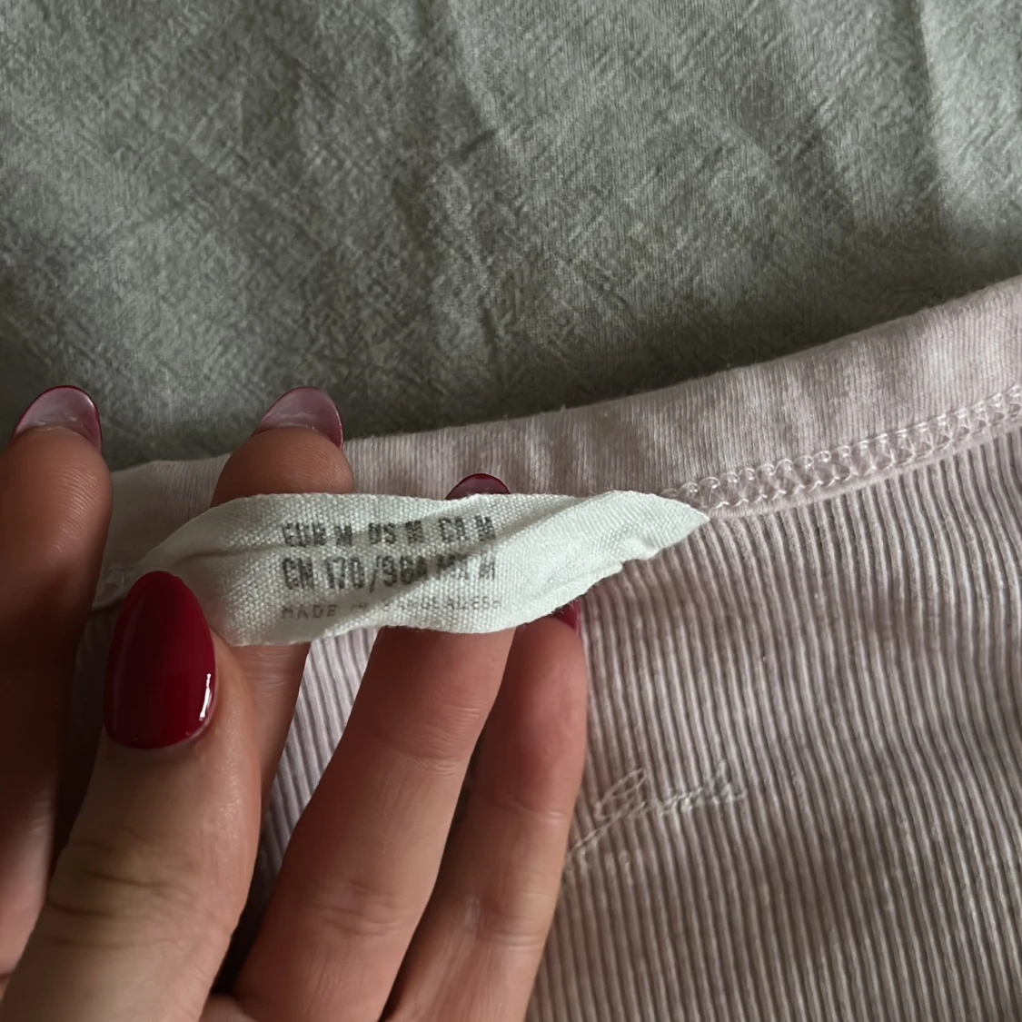 Ljusrosa ribbad långärmad topp från H&M - 90