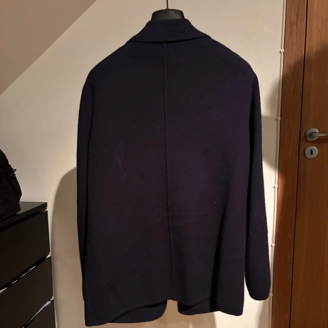 Mörkblå stickad kavaj från John Henric - 4