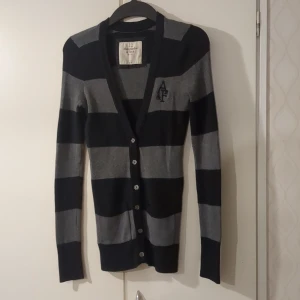 Randig kofta från Abercrombie & Fitch - Slim fit med mycket stretch