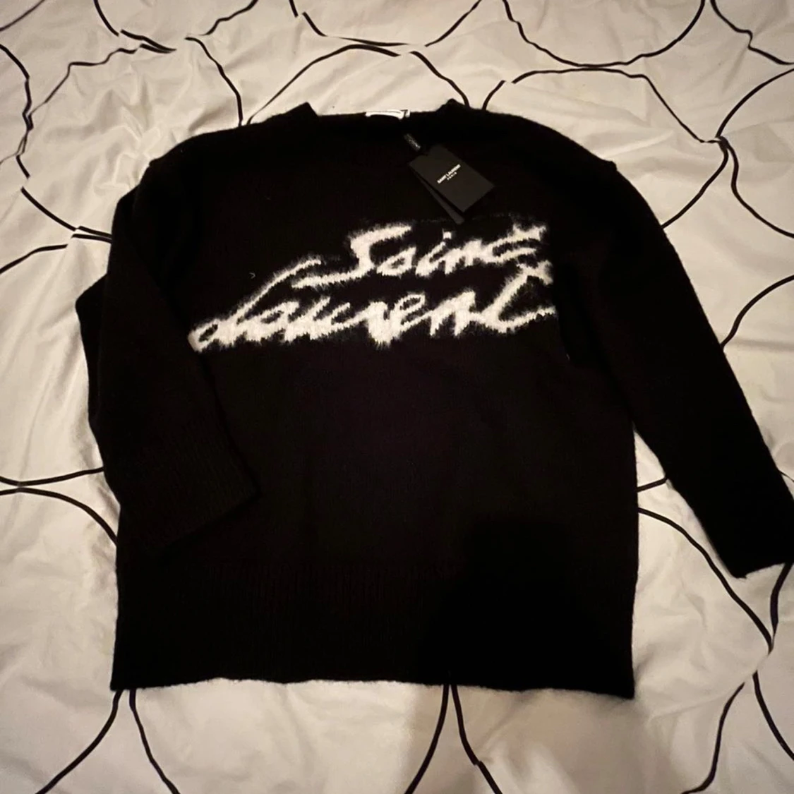 Svart tröja från Saint Laurent