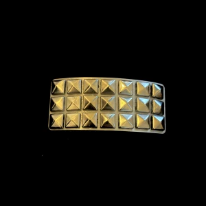 MixClipx - Bonnie - Silvrig MixClipx med nitar🖤✨ (med clips på baksidan) ca 10 cm