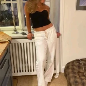 Roxy linnebyxor  - Helt nya endast provade, Roxy linnebyxor i storlek M (lånad bild)