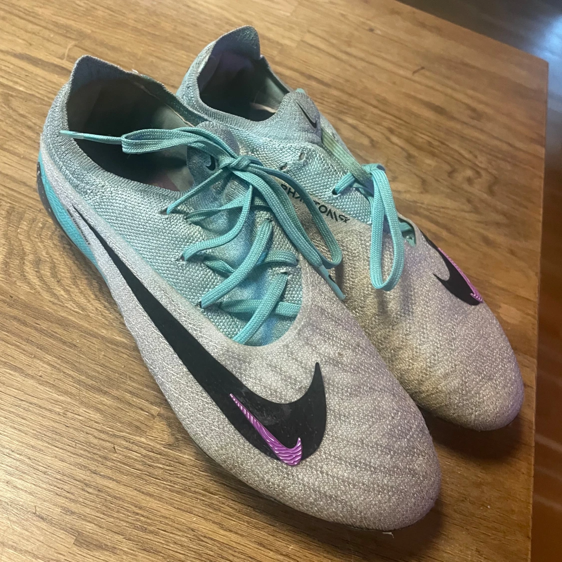 Fotbollsskor Phantom gx peak ready - 90