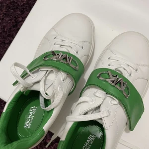 Michael kors skor - Storlek 38,5