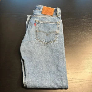 Levi’s 551 Jeans  - Levis jeans i bra skick. Inga skador. Billigare på snabbt köp.