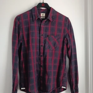 Lee skjorta  - Mycket bra skick 8,5/10