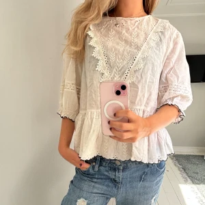 Blus - Supersöt blus!