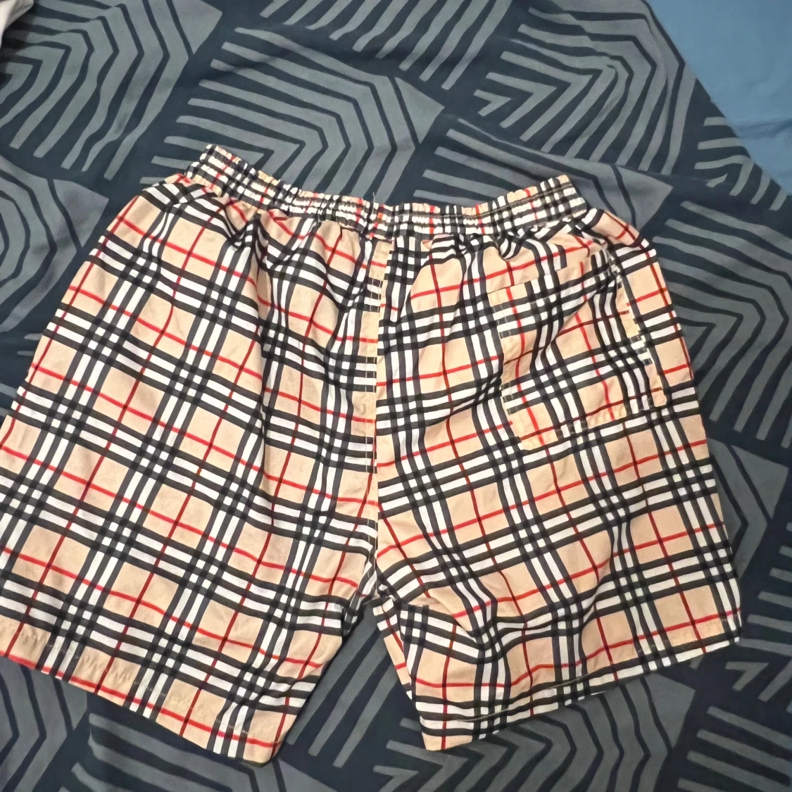 burberry badshorts  - 91