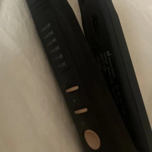 Plattång beurer  - Plattång med märke beurer. Den fungerar super bra. Haft den i 1 år. 