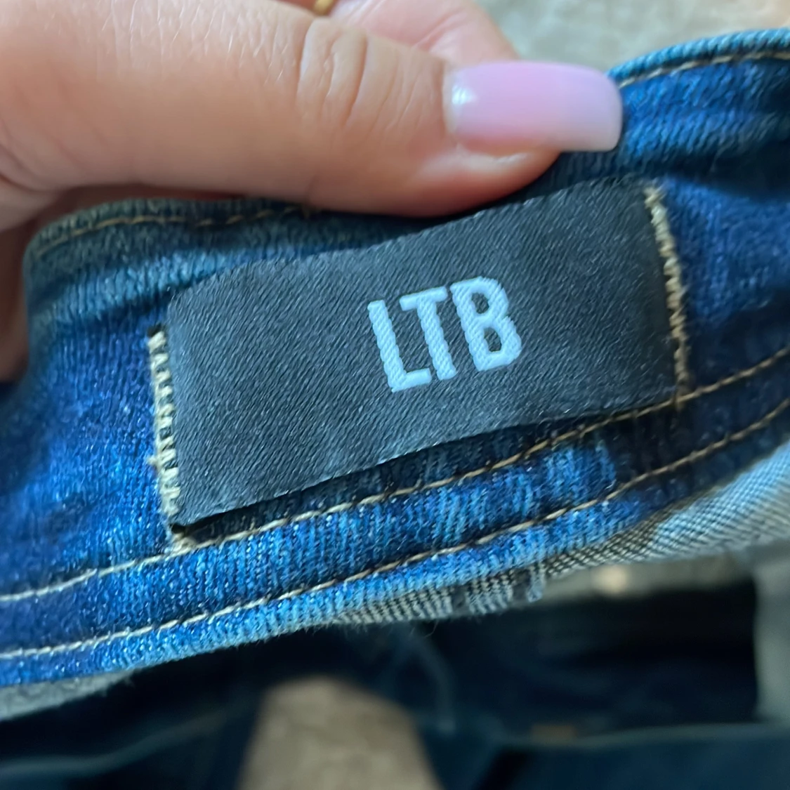 Blå bootcut jeans från LTB - 91