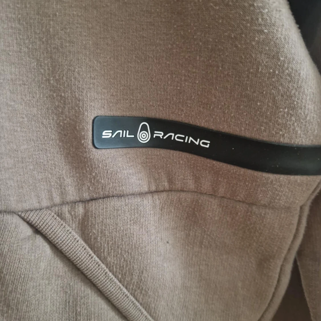Brun fleecejacka från Sail Racing - 90