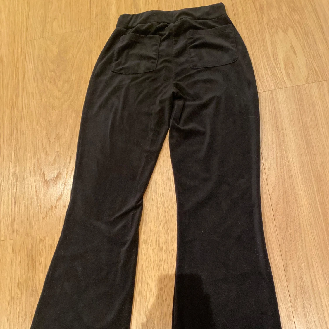 Bootcut mjukisbyxor - 27